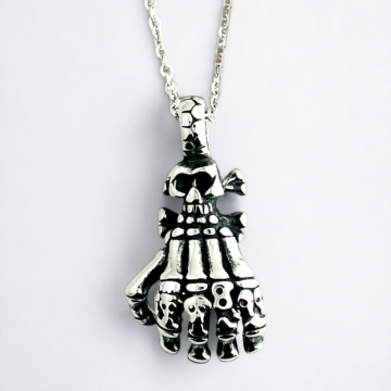 DIJE MANO CALAVERA